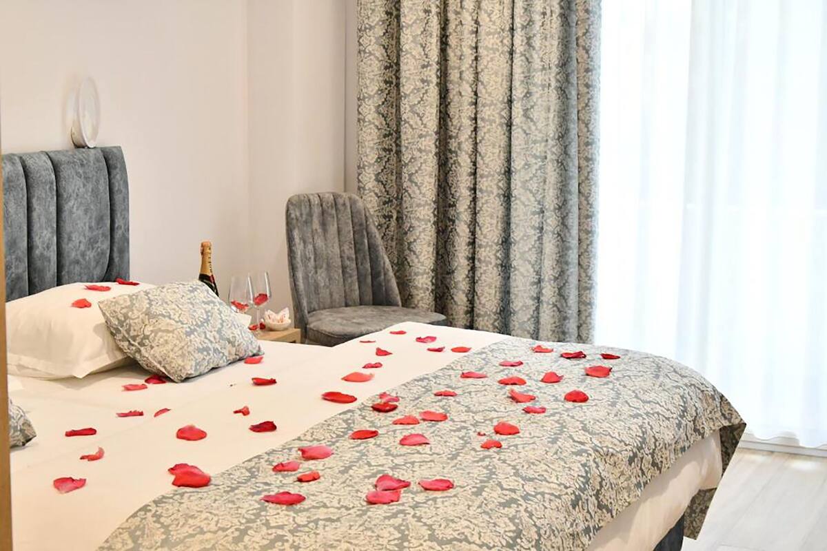 Double Room, Balcony | Bed sheets