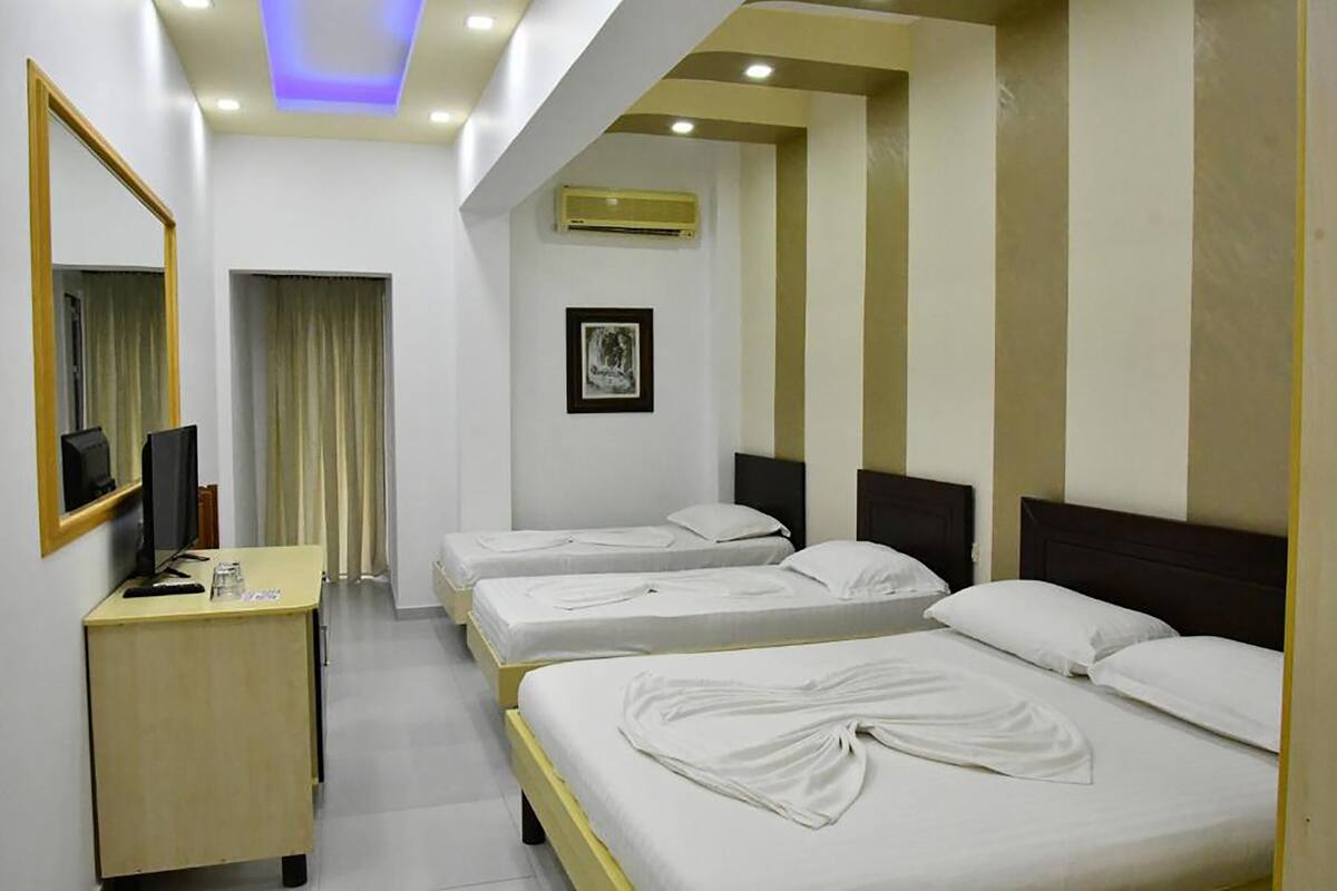 Bed sheets, wheelchair access