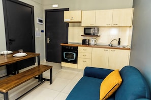 Double Bed Apartment (2 beds) | Private kitchen