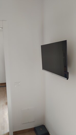 Television - Little paradise Suite in the center of Castel di Sangro (Castel di Sangro)