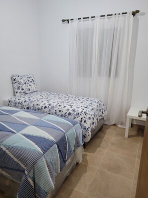 3 Schlafzimmer, Bügeleisen/Bügelbrett, kostenloses WLAN, Bettwäsche
