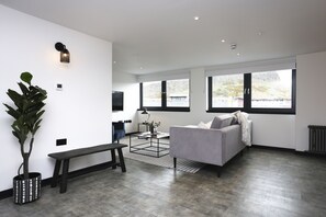 Premium Apartment | Ruang tamu | Lantai dipanaskan 