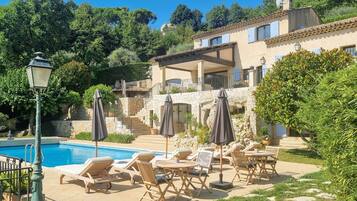 Façade de lâhĂ©bergement