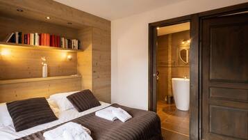 3 chambres, lit parapluie, Wi-Fi gratuit, draps fournis