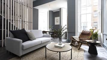 Classic Studio | Living area | TV
