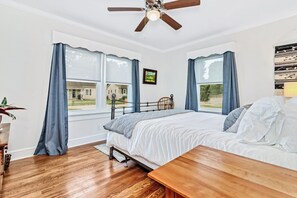 3 habitaciones y ropa de cama