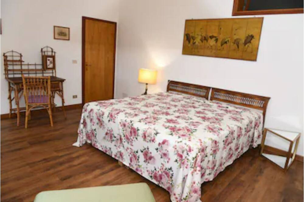 APARTMENT IN CADEICLOSSI RANCH