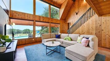 Smart TV, fireplace, table tennis, books