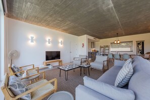 Smart TV - Contemporary Villa in Comporta (Comporta)