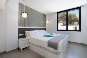 4 間睡房、熨斗/熨衫板、免費 Wi-Fi、床單