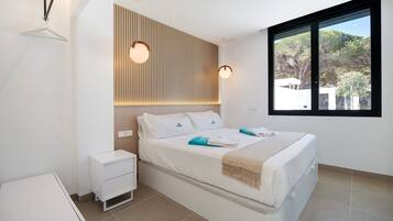 4 soverom, strykejern/-brett, wi-fi (inkludert) og sengetøy