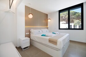 4 Schlafzimmer, Bügeleisen/Bügelbrett, kostenloses WLAN, Bettwäsche