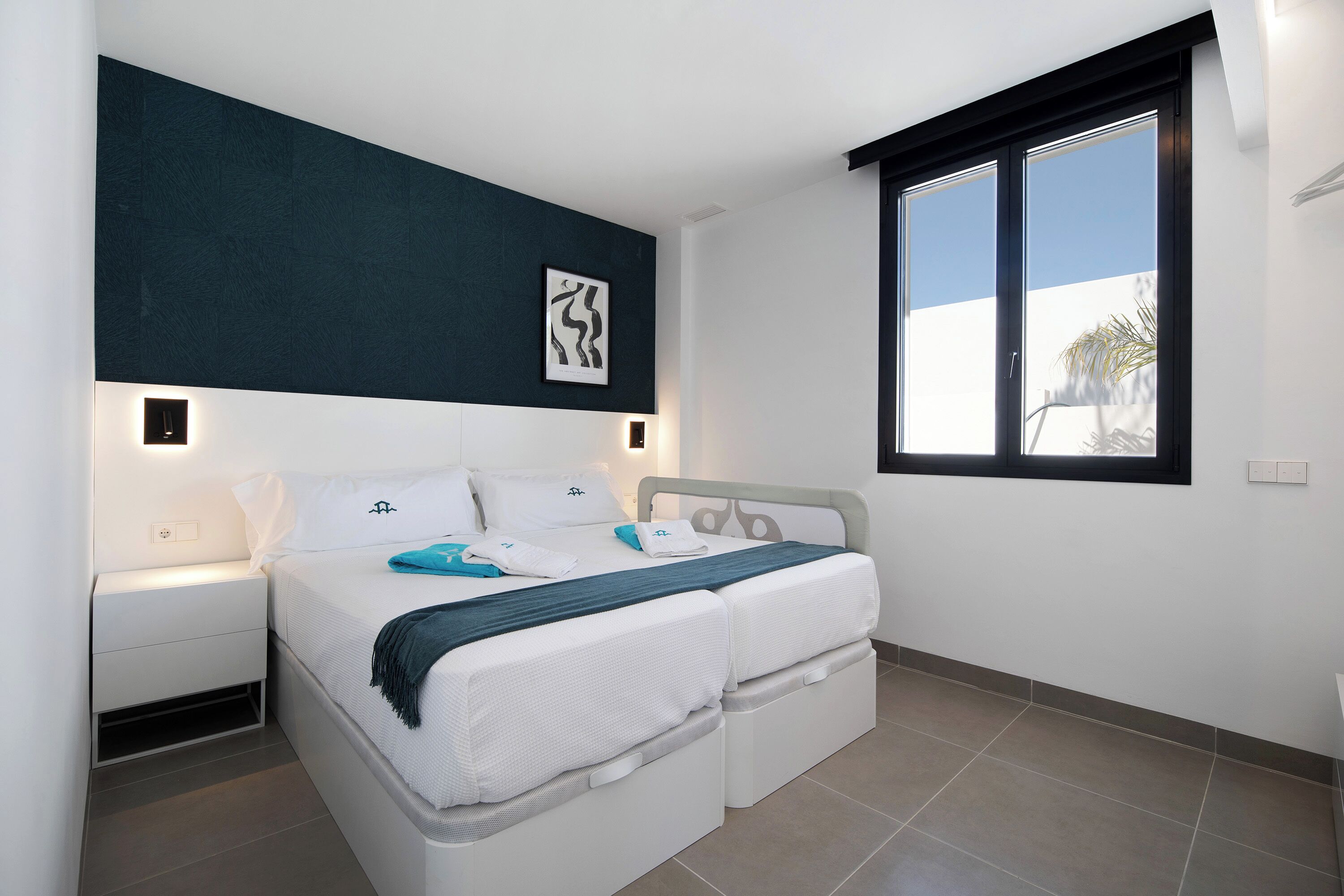 4 habitaciones, tabla de planchar con plancha y wifi gratis 