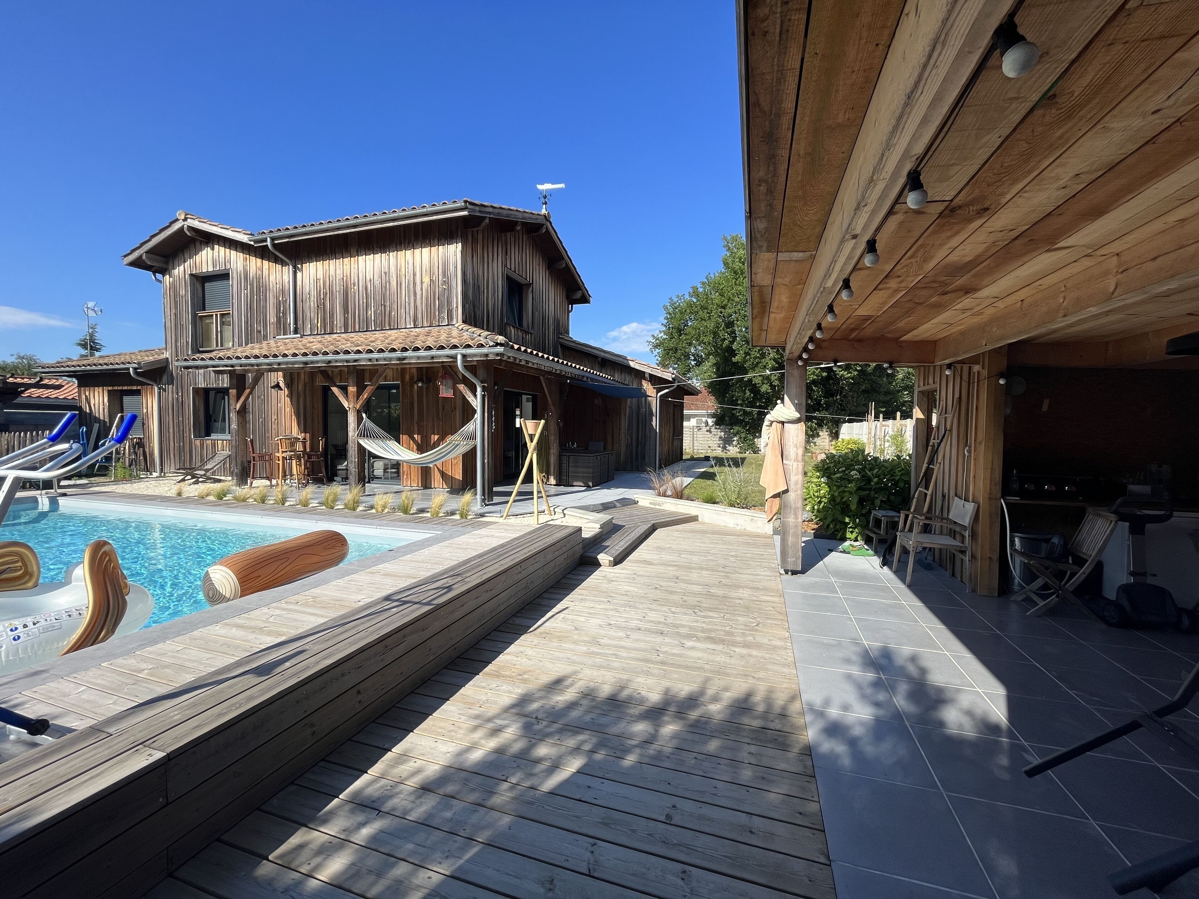 Piscine extérieure, piscine chauffée