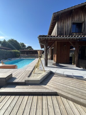 Udendørs pool, opvarmet pool