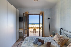 1 quarto, Wi-Fi de cortesia, roupa de cama