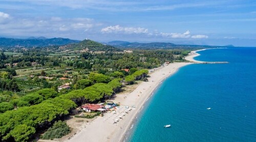 Haustierfreundliches Ferienhaus Vista Mare mit Meerblick, Garten und WLAN
