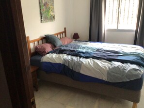 5 bedrooms, iron/ironing board, free WiFi, bed sheets - Villa 'Andalusian Style' with Mountain View, Wi-Fi and Air Conditioning (Benalmádena)