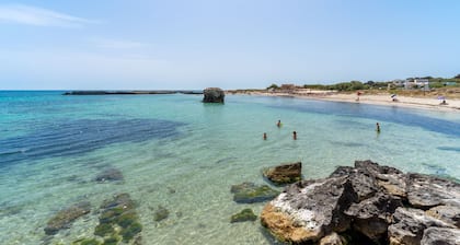 Holiday Apartment "Monolocale Amare 2" close to the Beach with Garden