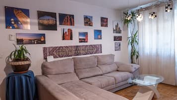 TV, DVD player