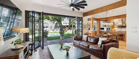 Smart TV, lareira, escritórios, impressoras