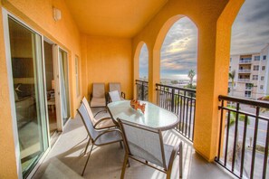 Unclassified image, 2 of 49, button