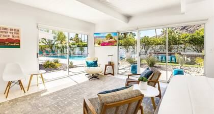 REGAL Palm Springs - Palm Springs Paradise: Your Private Poolside Retreat Awaits