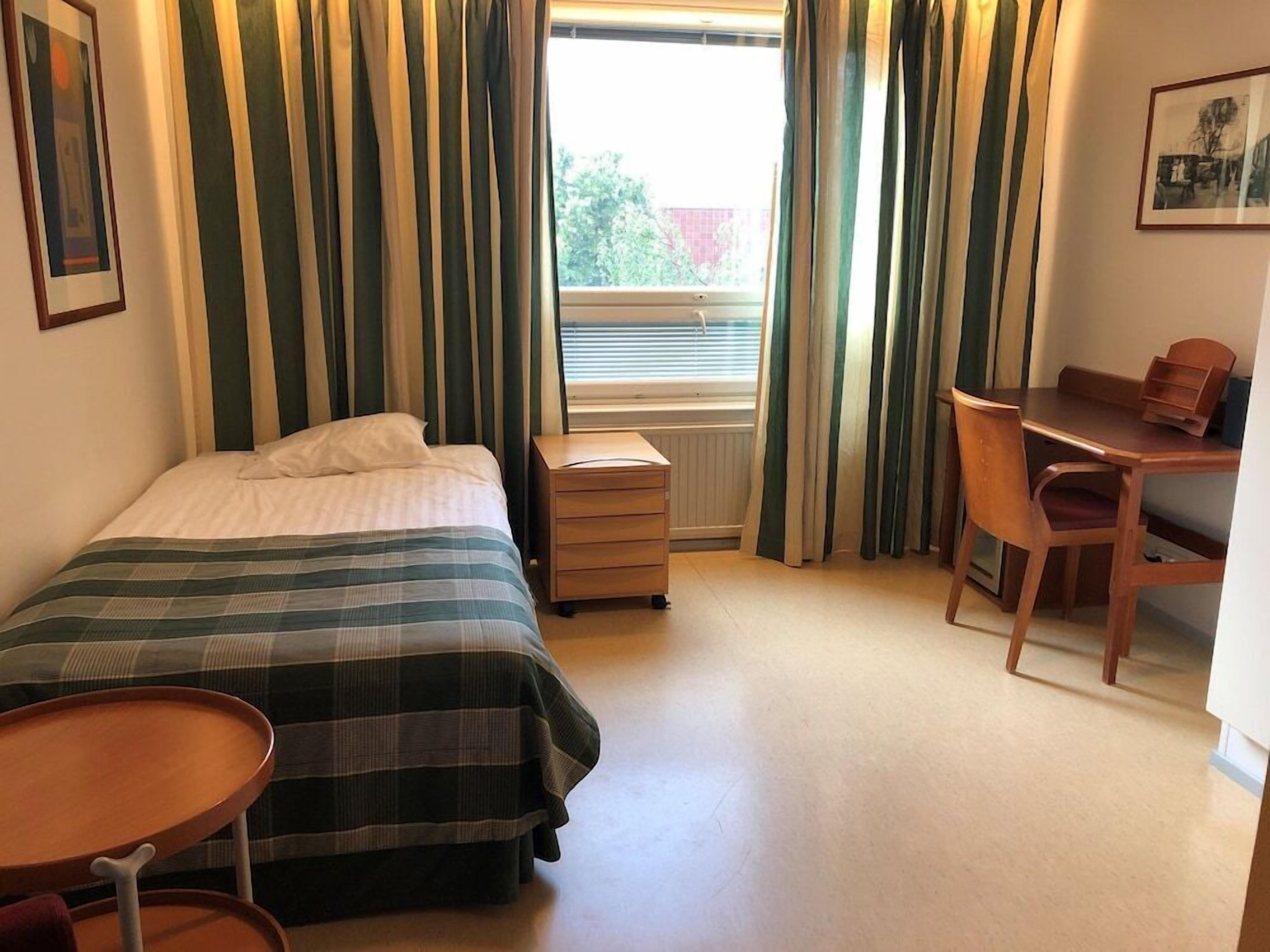 In-room safe, laptop workspace, soundproofing, iron/ironing board