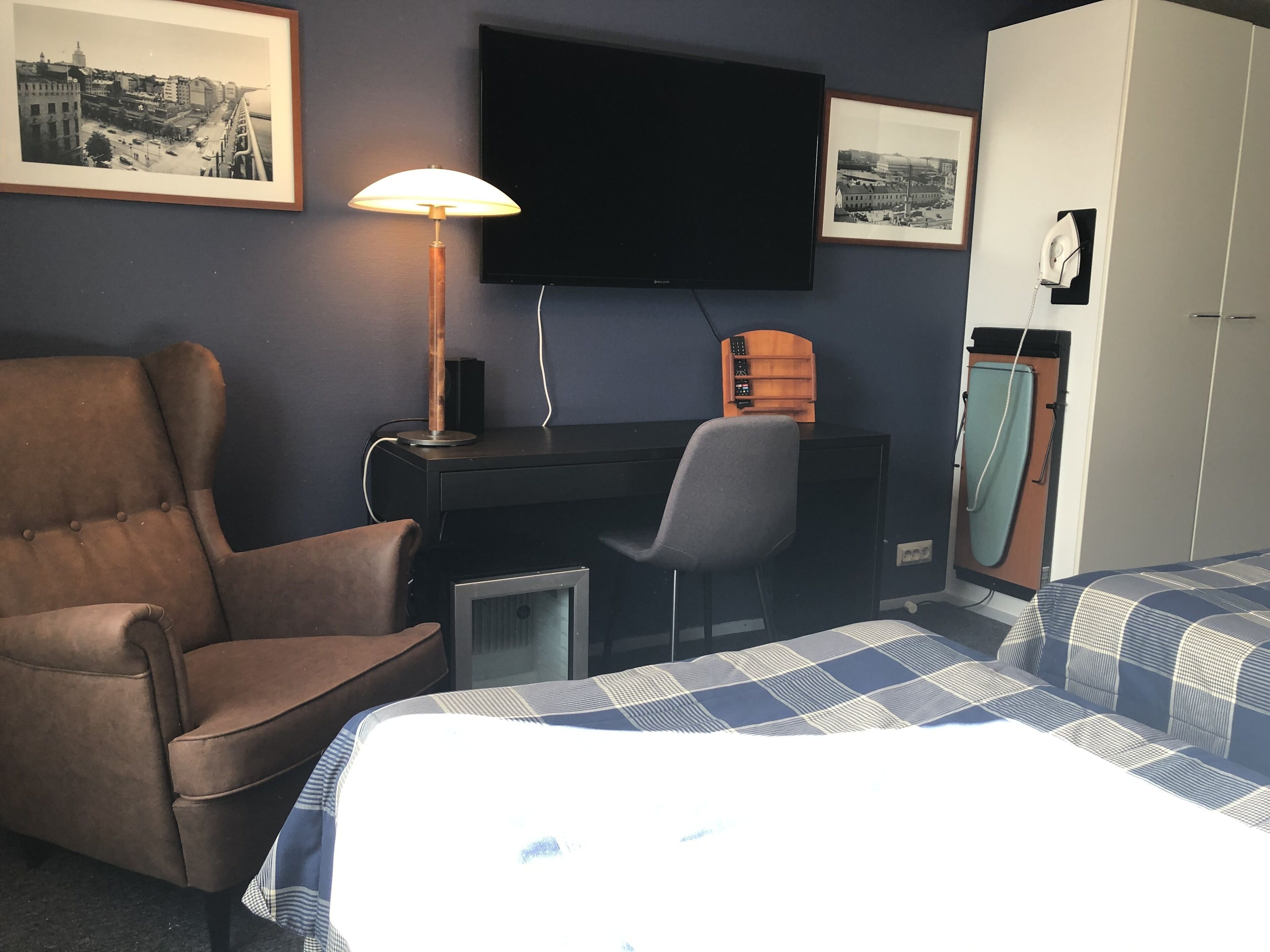 Superior-Zweibettzimmer | Zimmersafe, laptopgeeigneter Arbeitsplatz, schallisolierte Zimmer