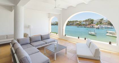 Almar, Semi-detached house for 8 on the seafront, quiet location by the marina