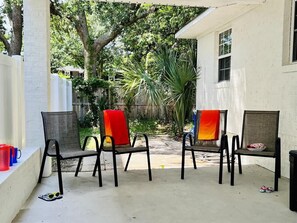 Terrace/patio - Lovely 3Br House,Beach Access,Sm Dogs,V384 (North Myrtle Beach)