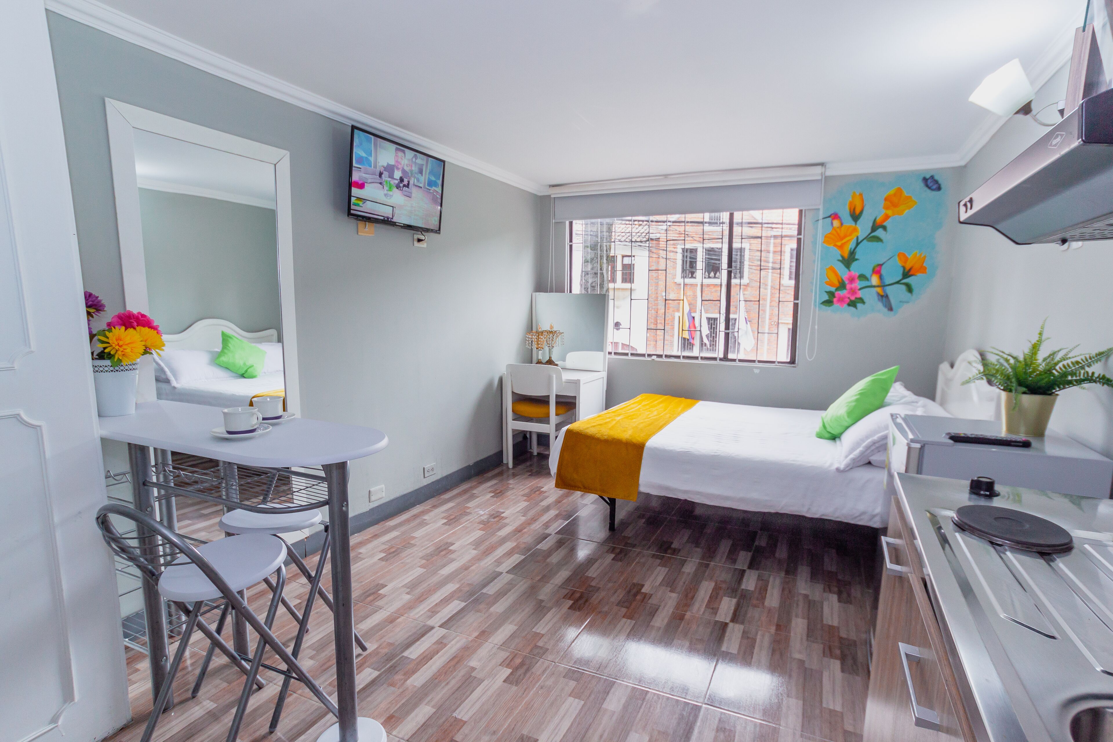 1 bedroom, in-room safe, desk, iron/ironing board
