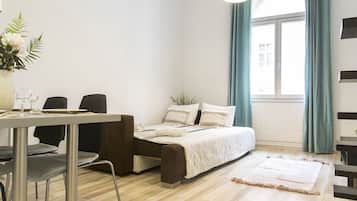 Design-Apartment | Wohnbereich | 37-Zoll-LCD-Fernseher mit Kabelempfang, Fernseher