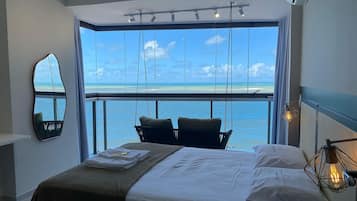 Panoramic Apartment | 2 bedrooms, desk, iron/ironing board, free WiFi