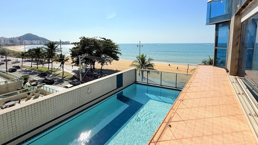 Diamond Beach