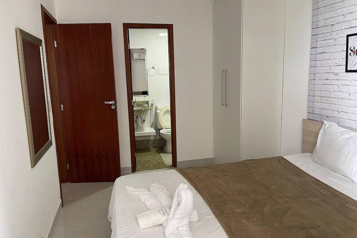 2 bedrooms, desk, iron/ironing board, free WiFi