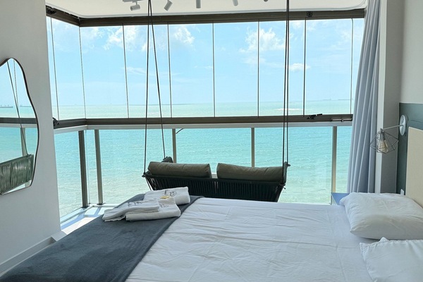 Panoraamahuoneisto | 2 makuuhuonetta, työpöytä, silitysrauta/-lauta, ilmainen Wi-Fi