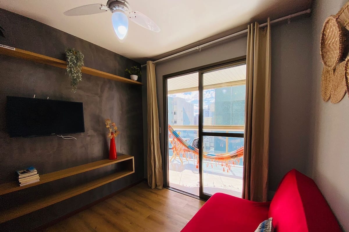 Basic Apartment | 2 bedrooms, desk, iron/ironing board, free WiFi