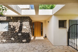 Entrada de la propiedad