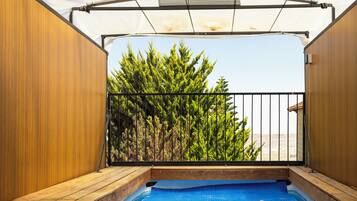 Innenpool, Außenpool