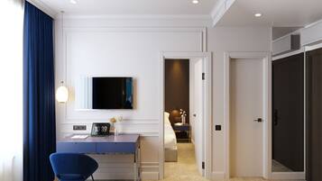 Junior Suite | Minibar, desk, free WiFi, bed sheets