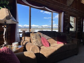 TV connectée, cheminée