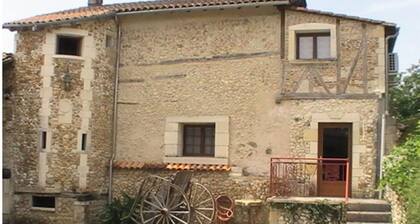 Quiet and close to tourist sites in the Perigord
