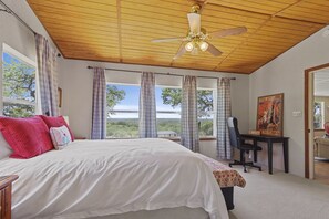 3 Schlafzimmer, Bügeleisen/Bügelbrett, Bettwäsche