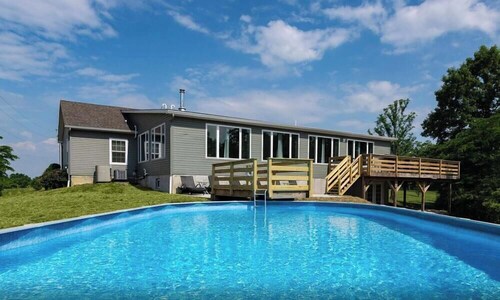 80 Acres, Pool, Game room w/Ping Pong & Billiards!