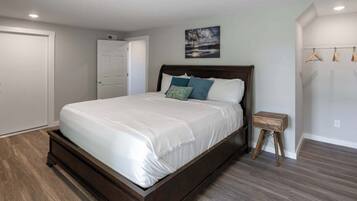 4 quartos, ferros/tábuas de passar roupa, berço de viagem, Wi-Fi