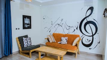 Deluxe Apartment | 2 bedrooms, iron/ironing board, free WiFi
