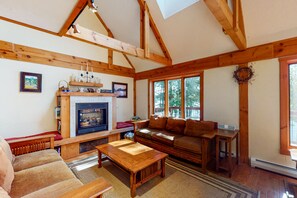 Fireplace, DVD player