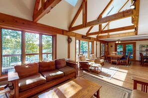 Fireplace, DVD player