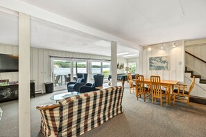 TV, DVD player - Winnipesaukee Waterfront On Meredith Bay with U Shaped Dock Sleeps 10 (Meredith)